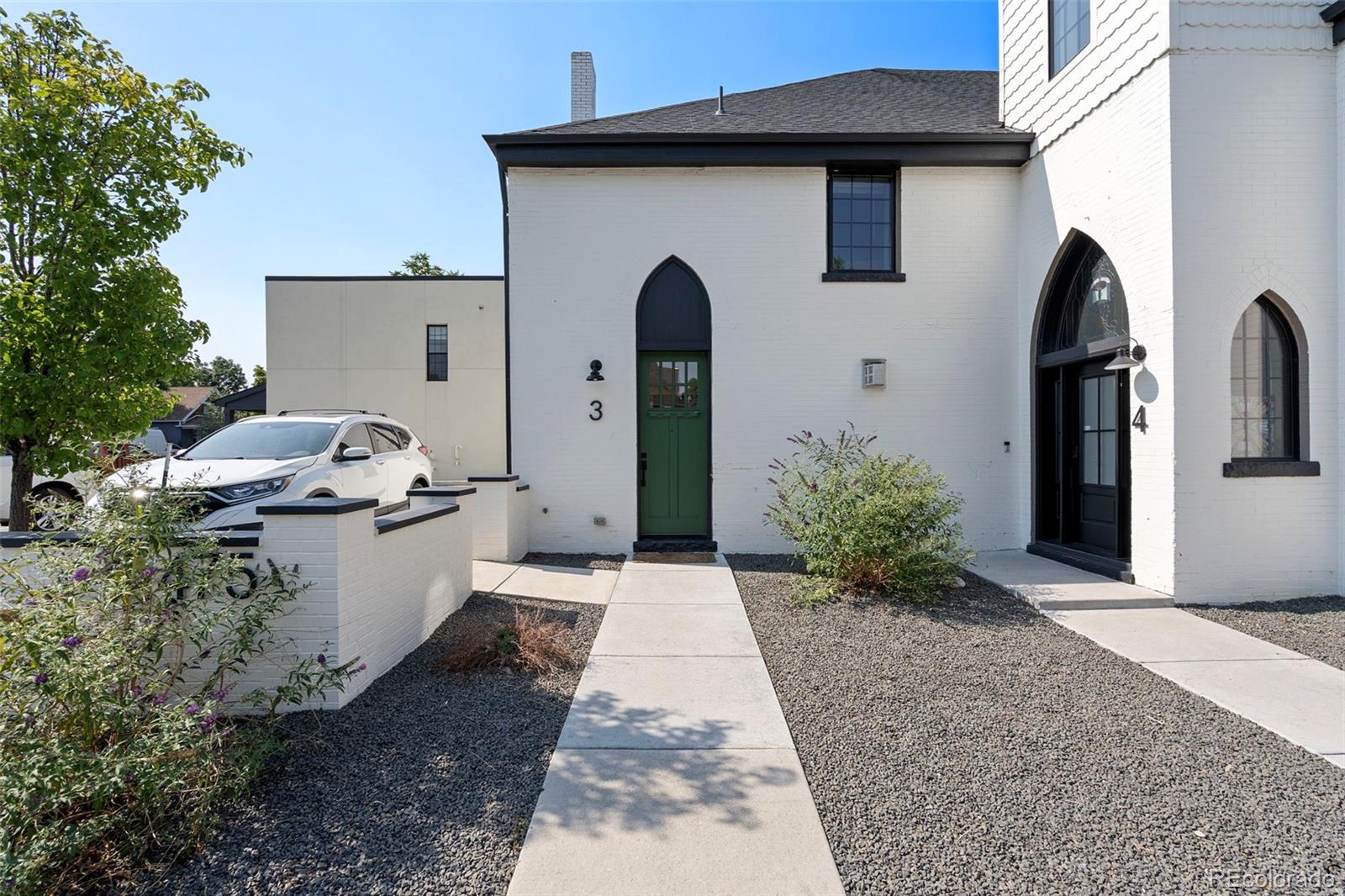 475 Galapago Street 3