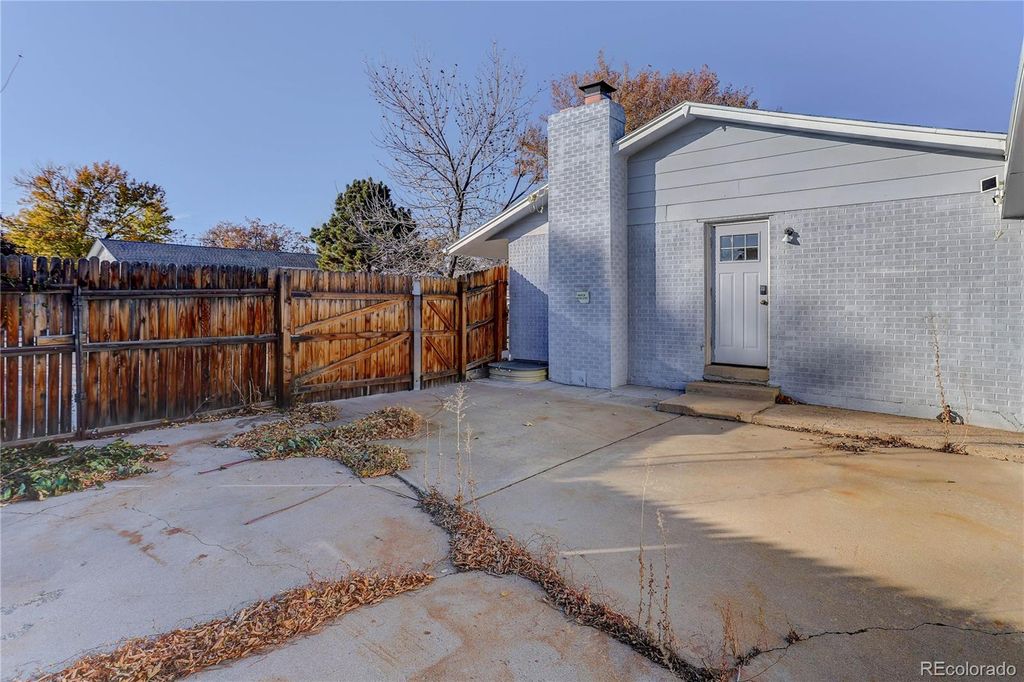 Photo of 8068 Grace Court, Denver, CO 80221 (MLS # 3187782)