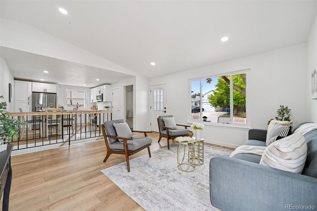 Photo of 8718 W Toller Avenue, Littleton, CO 80128 (MLS # 3157947)