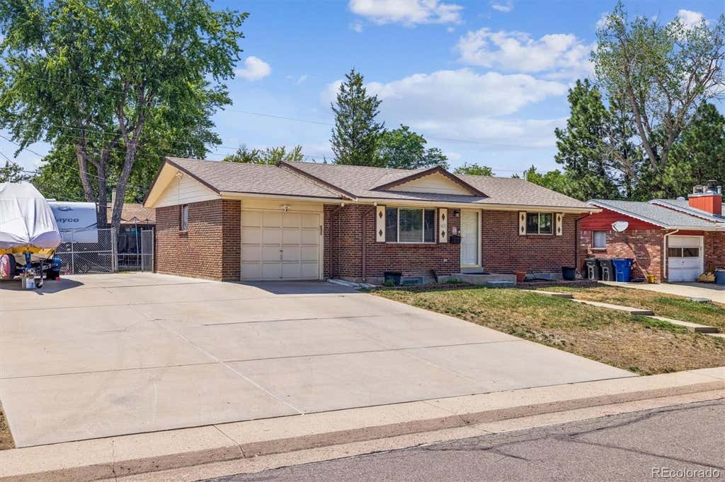 Photo of 1611 S Carr Street, Lakewood, CO 80232 (MLS # 3377741)