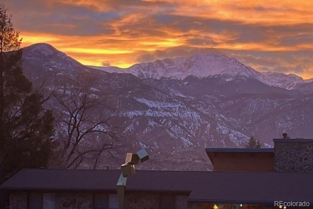 Photo of 609 Pioneer Lane, Colorado Springs, CO 80904 (MLS # 2452723)