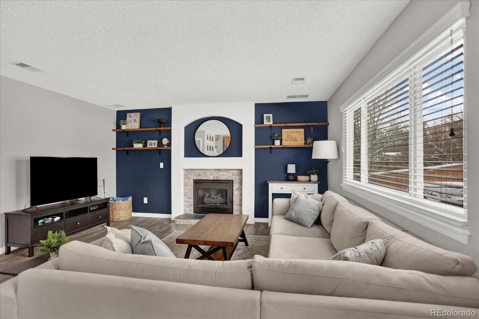 9689 Townsville Circle