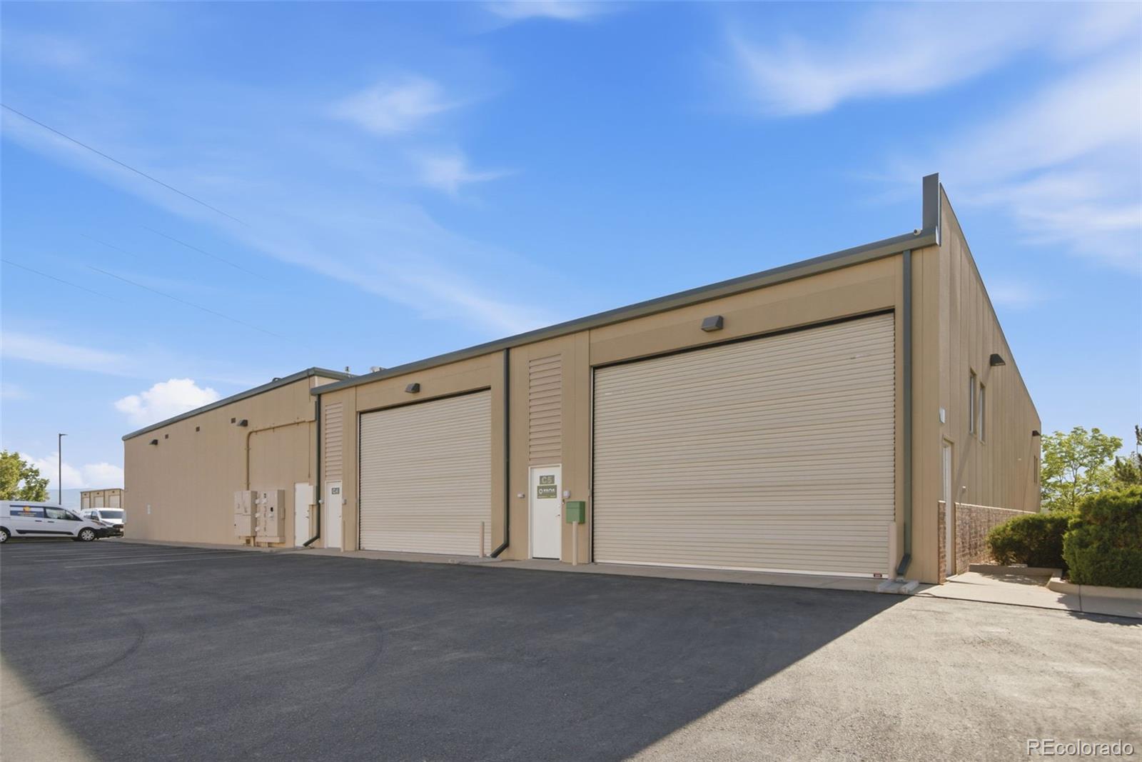 9337 Commerce Center Street C4