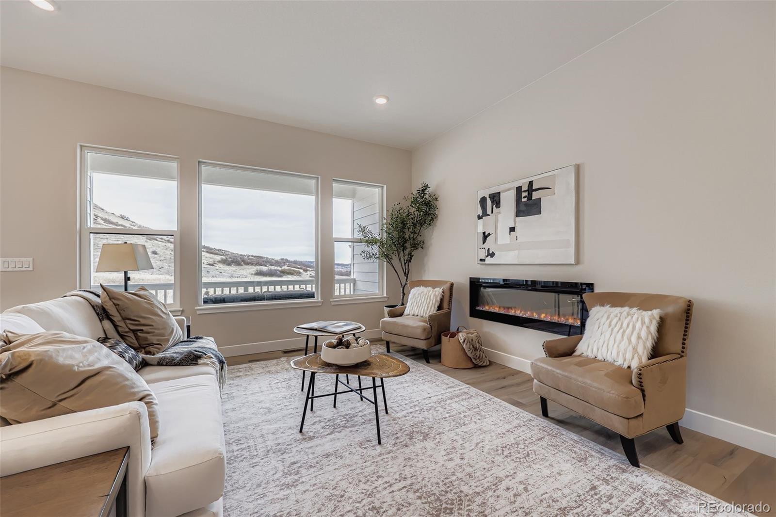 1992 Grayside Circle