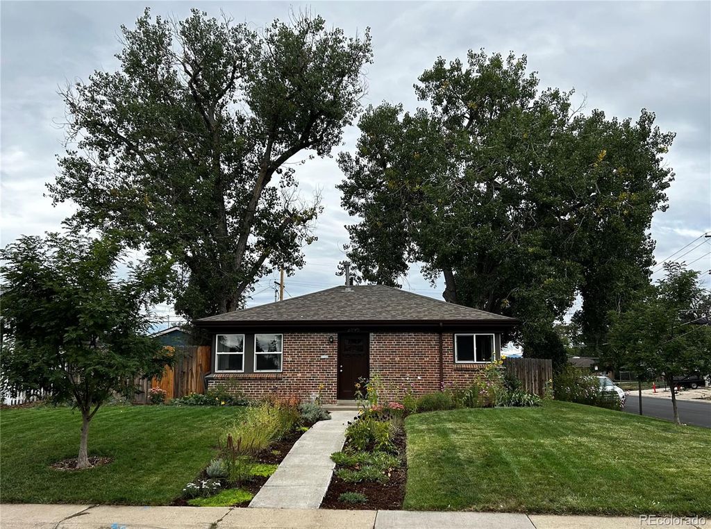 Photo of 2895 Pontiac Street, Denver, CO 80207 (MLS # 9847617)