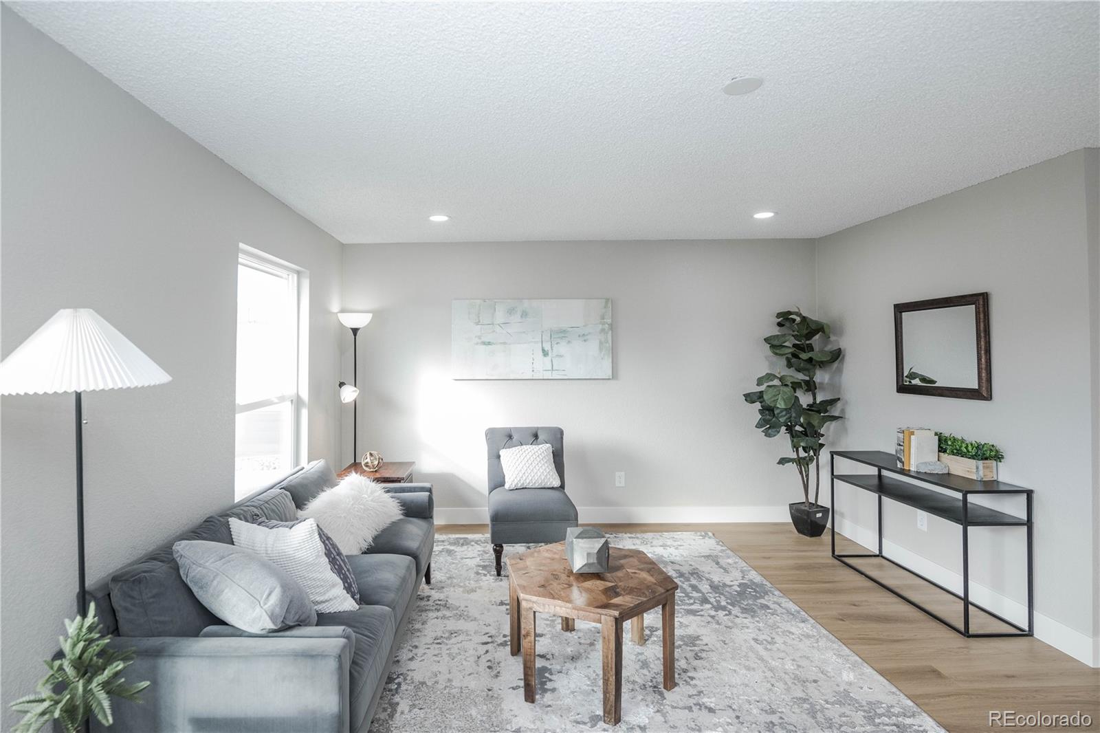 4306 S Zinnia Street