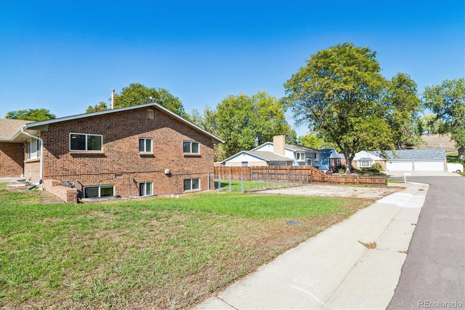 12735-37 W 11th Place