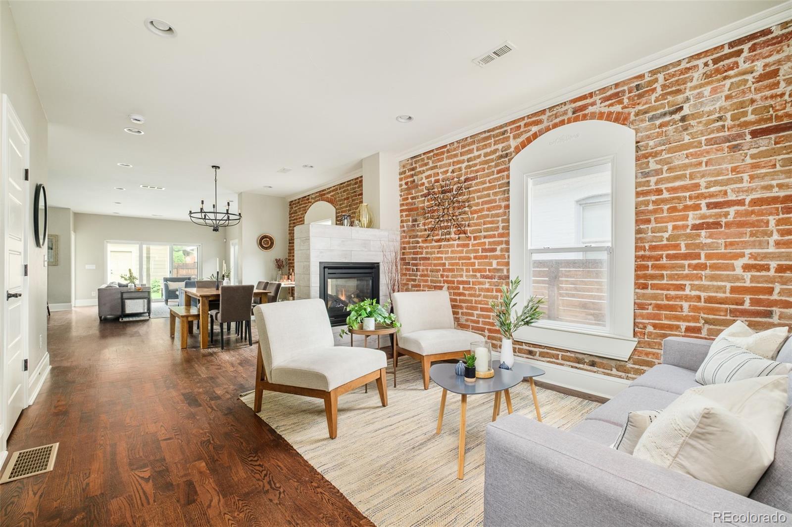 3864 Osceola Street