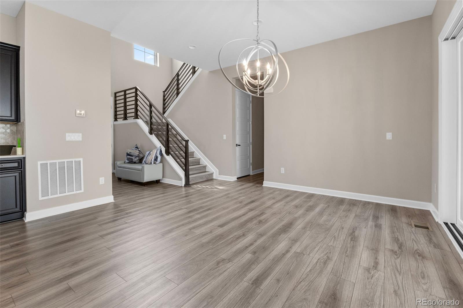 797 Flora View Drive