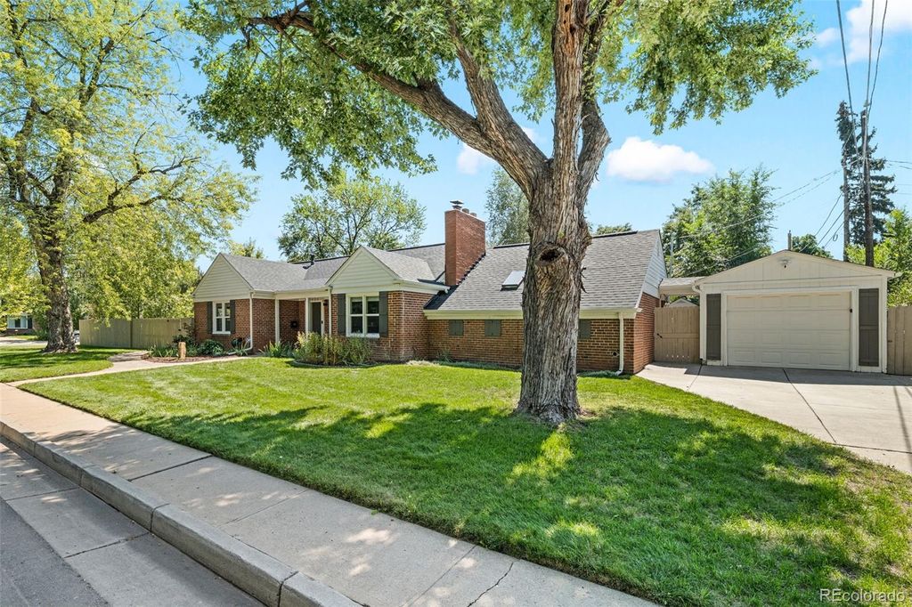 Photo of 7030 E 7th Avenue, Denver, CO 80220 (MLS # 5039214)
