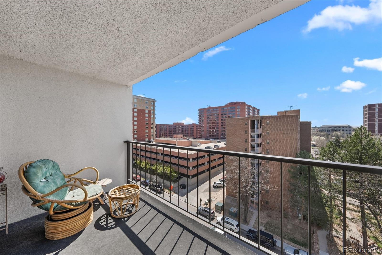 2 Adams Street 806