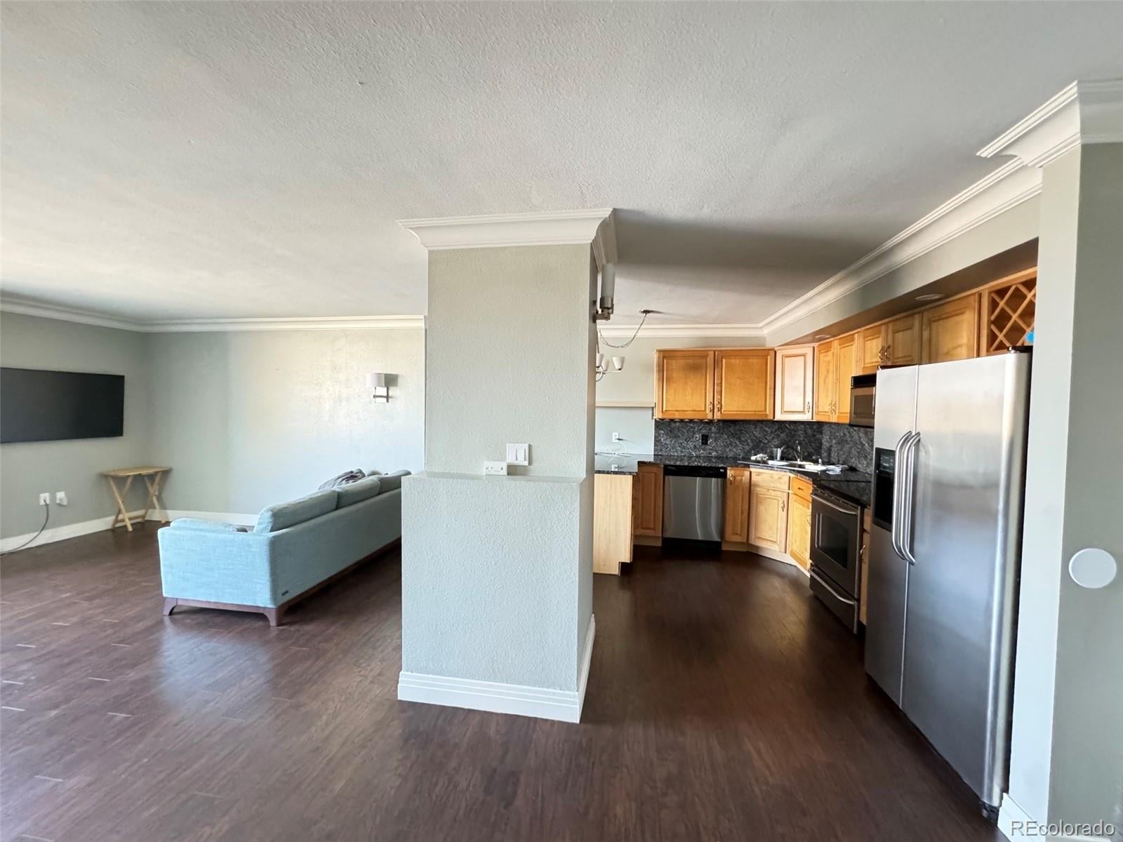 601 W 11th Avenue 1006