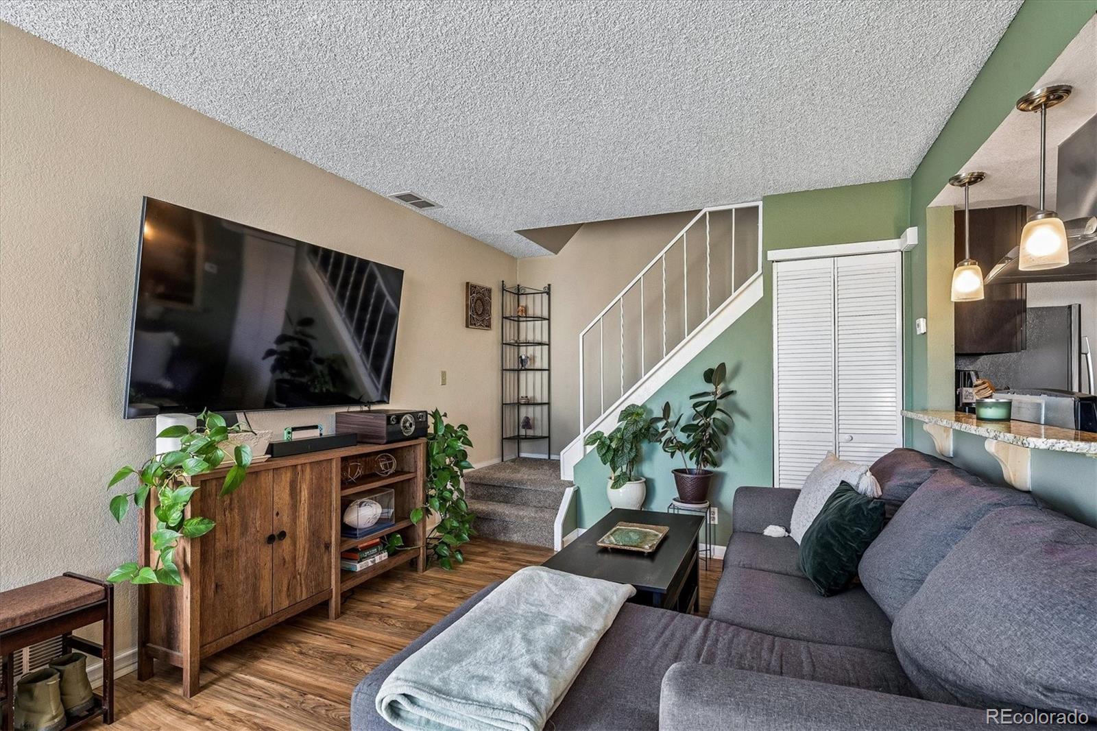 3354 S Flower Street 58