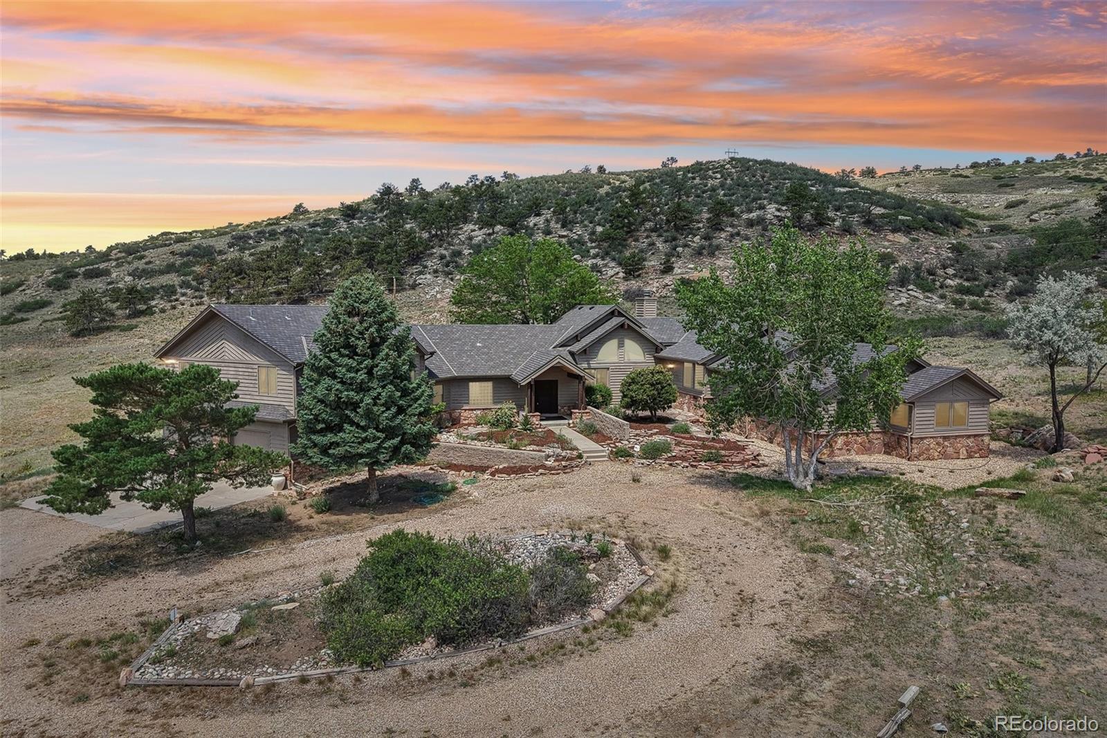 6915 Rabbit Mountain Road