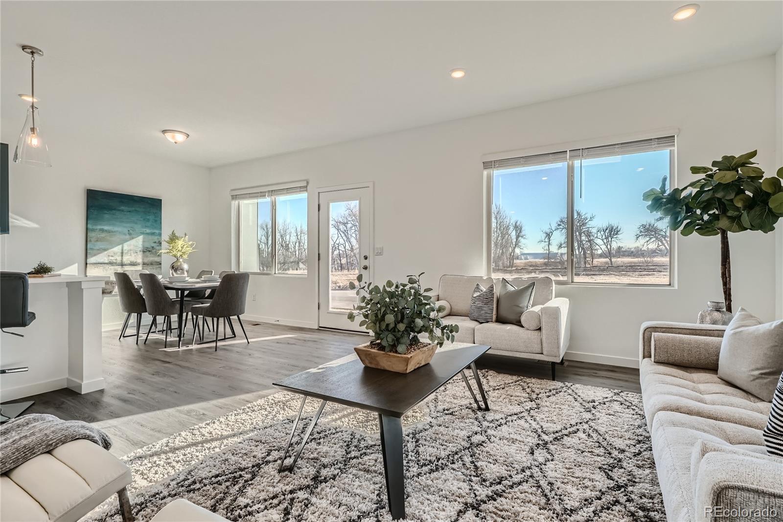 15252 W 69th Place