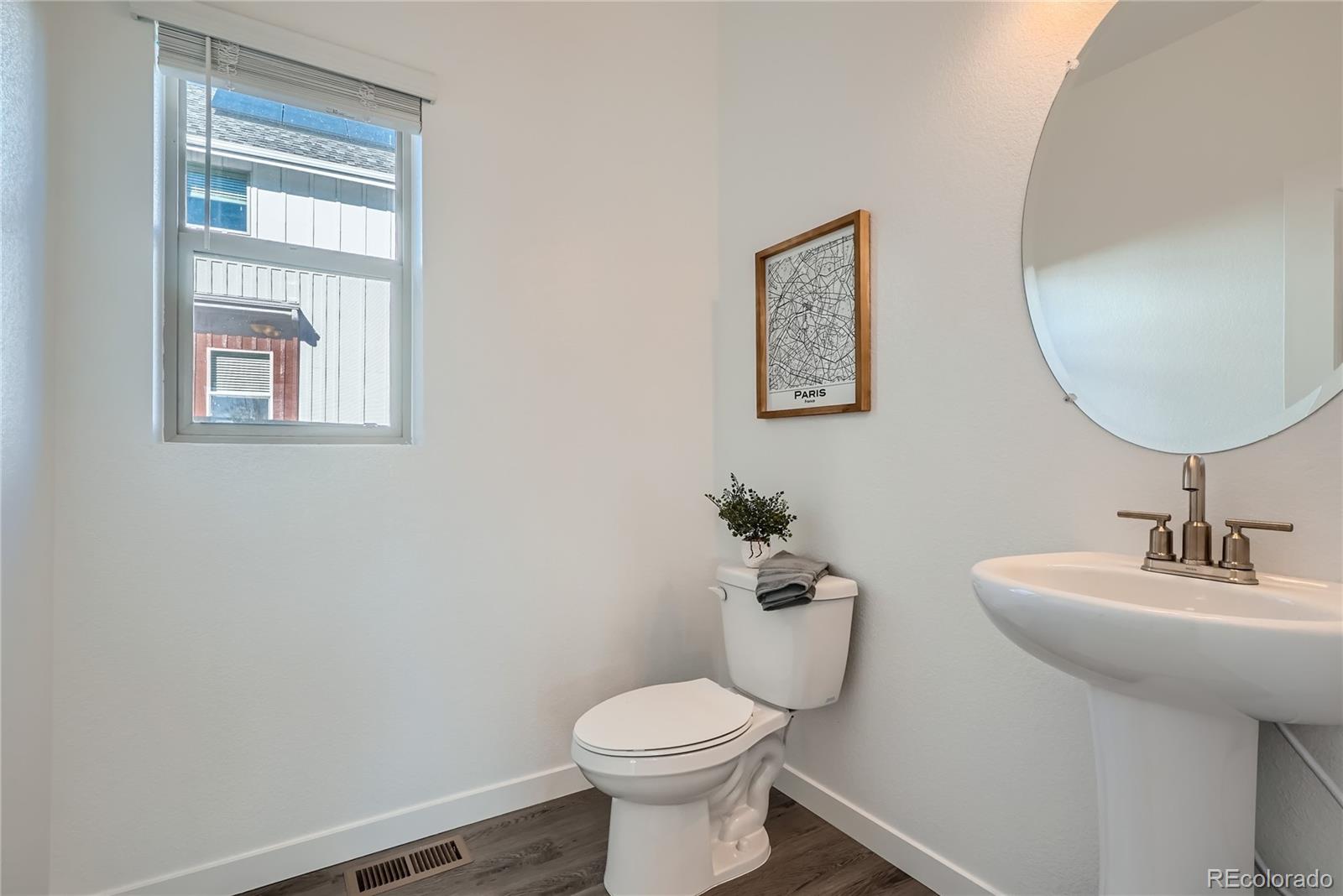 15252 W 69th Place