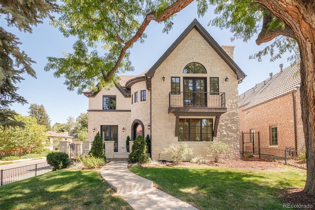 Photo of 850 S St Paul Street, Denver, CO 80209 (MLS # 8016751)