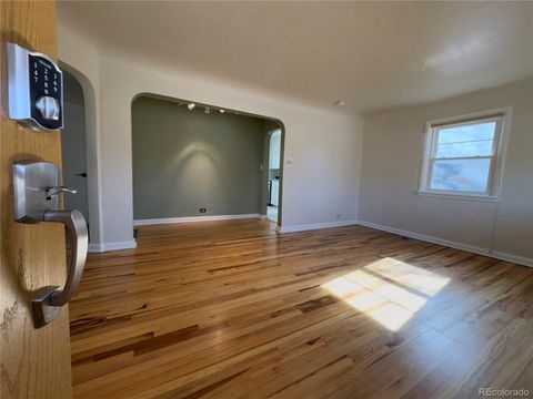 4624 S Logan Street Englewood CO 80113