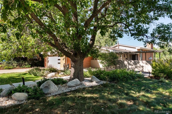 2256 CRABTREE DR, GREENWOOD VILLAGE, CO 80121 - Image f0ddbdac7c91a8e905edc7f1b5bb5db9/717301690