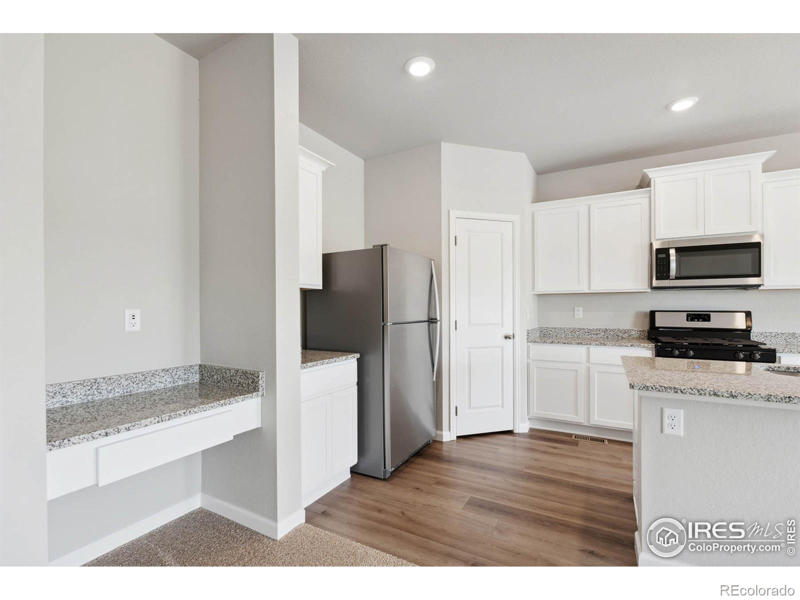 1055 Long Meadows Street, Severance, CO, 80550 2 1055 Long Meadows Street