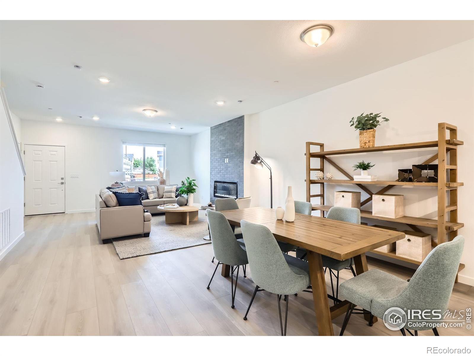 2740 Bear Springs