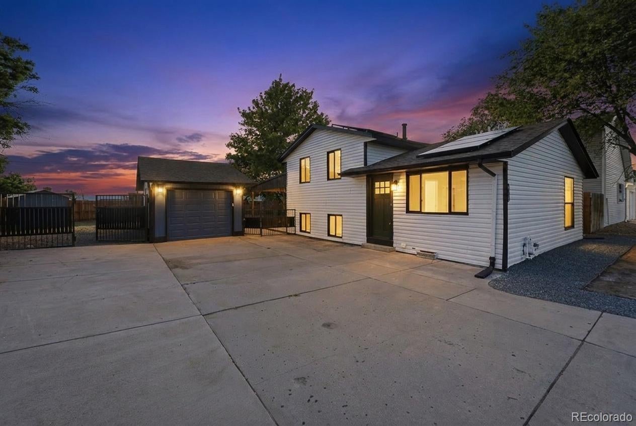 1021 Pacific Court