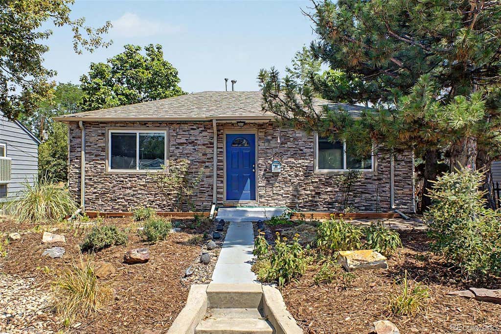Photo of 5008 Zuni Street, Denver, CO 80221 (MLS # 5605443)