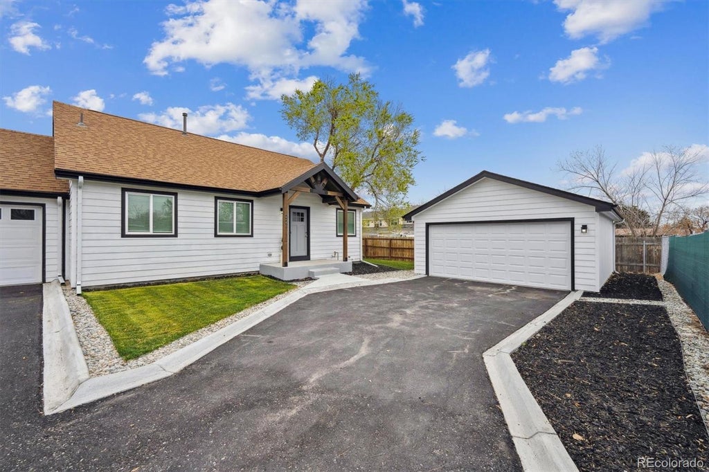 Photo of 22 S Harlan Street, Lakewood, CO 80226 (MLS # 4823157)