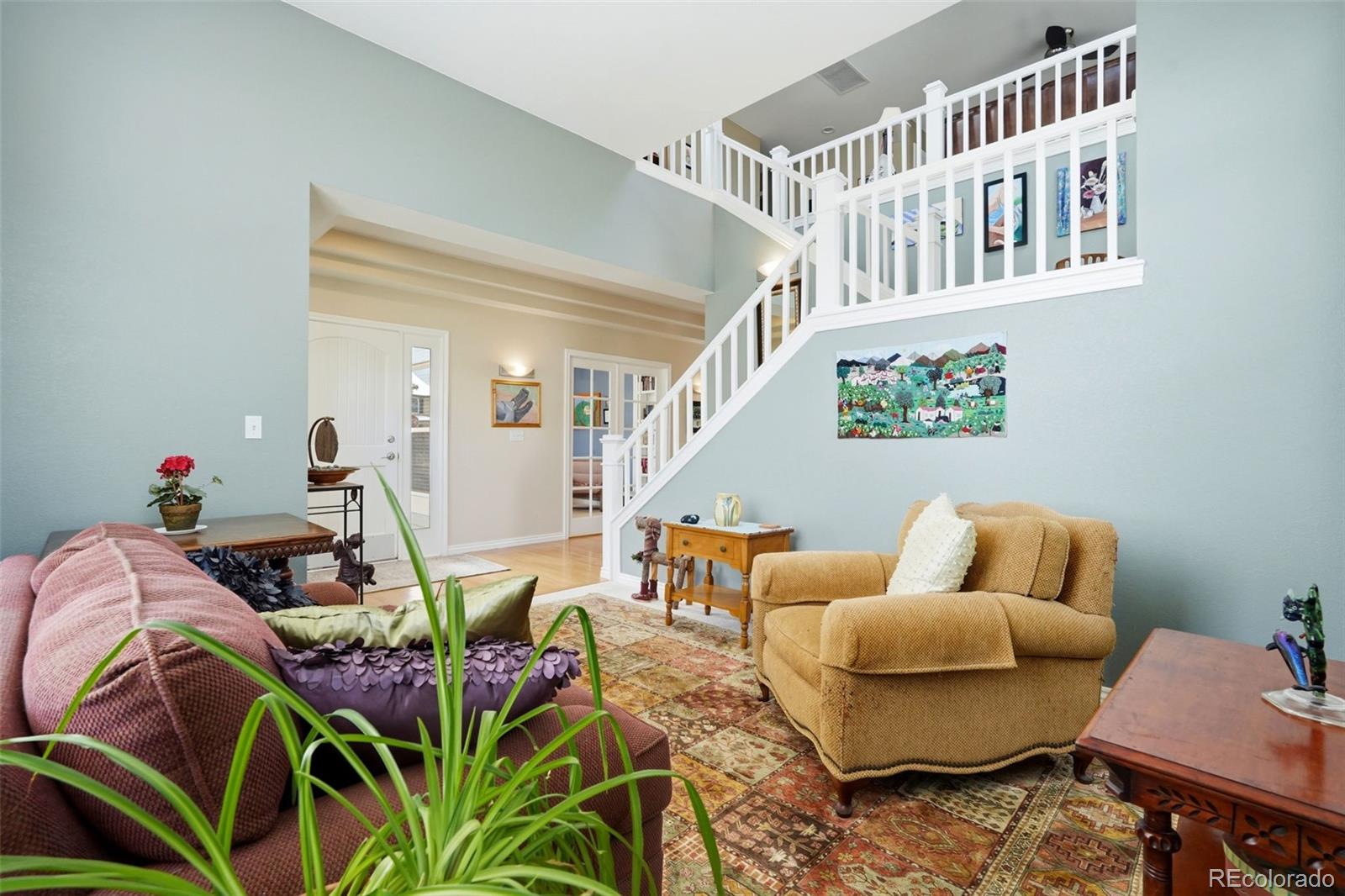 6921 Saint Thomas Drive