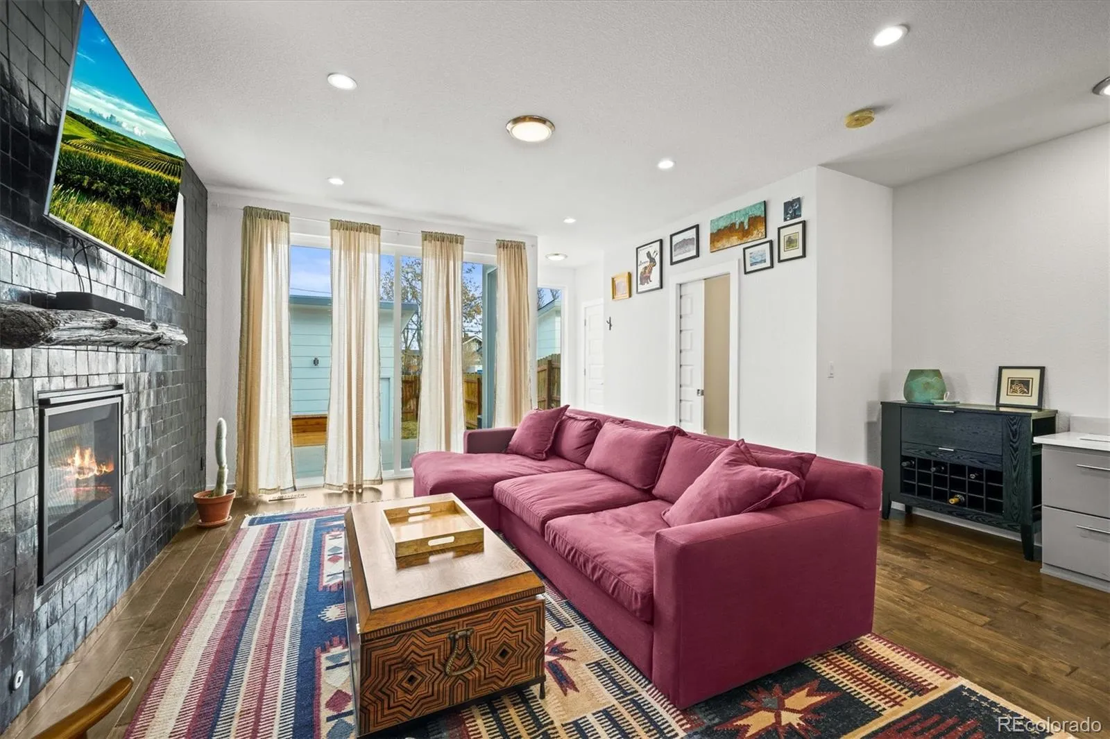 Denver, Colorado 80211, United States, 3 Bedrooms Bedrooms, ,3 BathroomsBathrooms,Residential,Active,8942