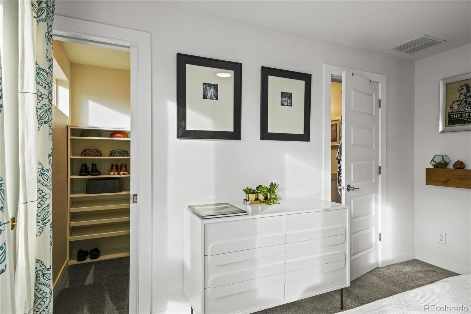 Denver, Colorado 80211, United States, 3 Bedrooms Bedrooms, ,3 BathroomsBathrooms,Residential,Active,8942