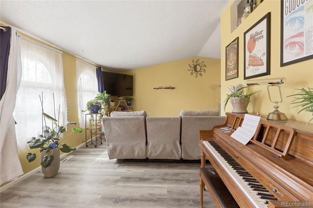 Photo of 9235 W 91st Avenue, Broomfield, CO 80021 (MLS # 4316720)