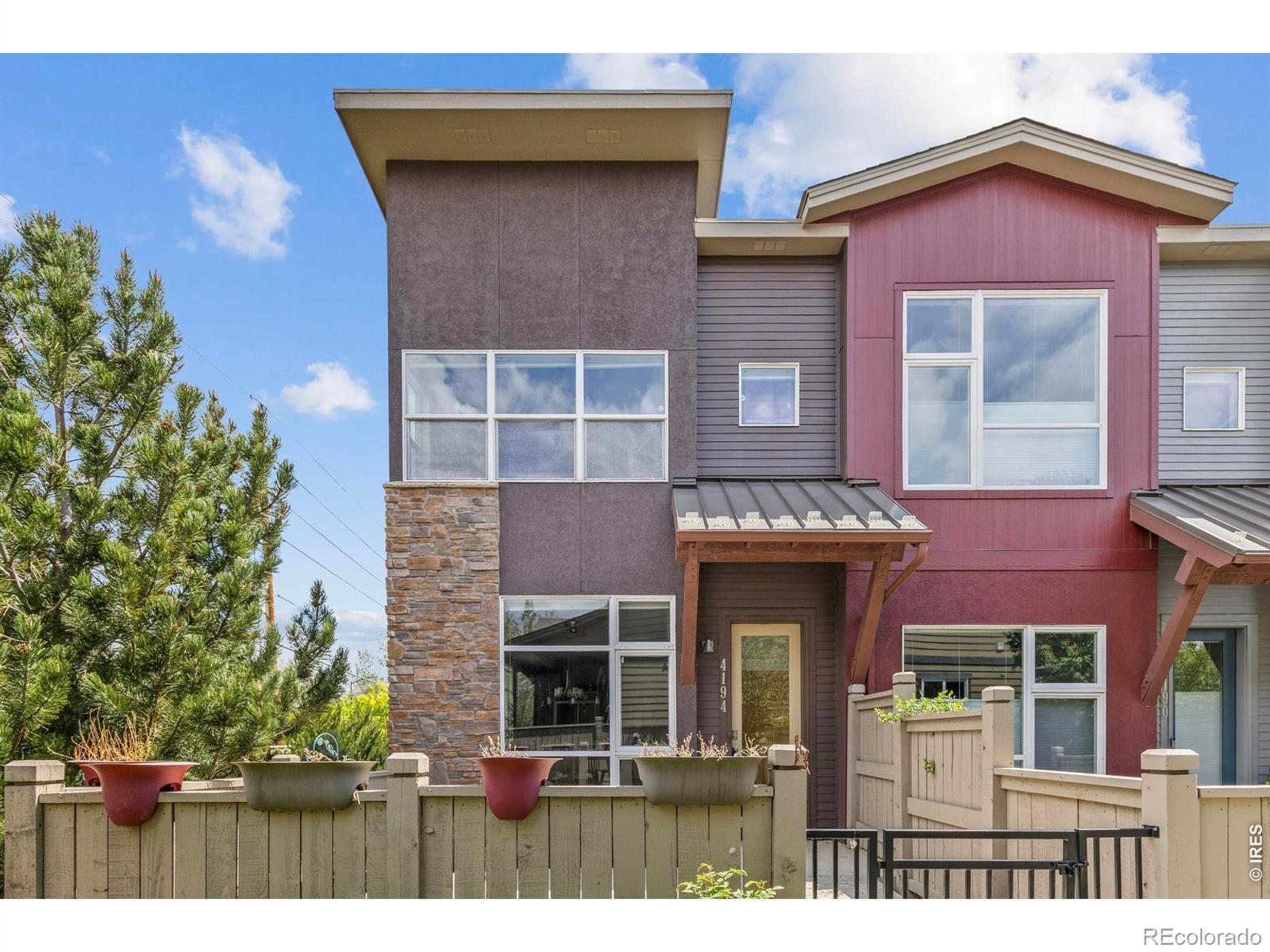 4194 Longview Lane