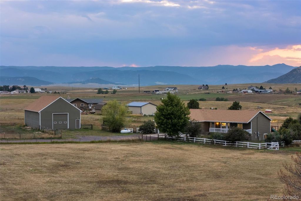 Photo of 11549 Haskell Creek Road, Larkspur, CO 80118 (MLS # 9921386)