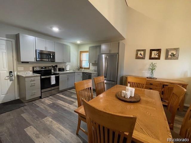 96 Mountainside Drive B19