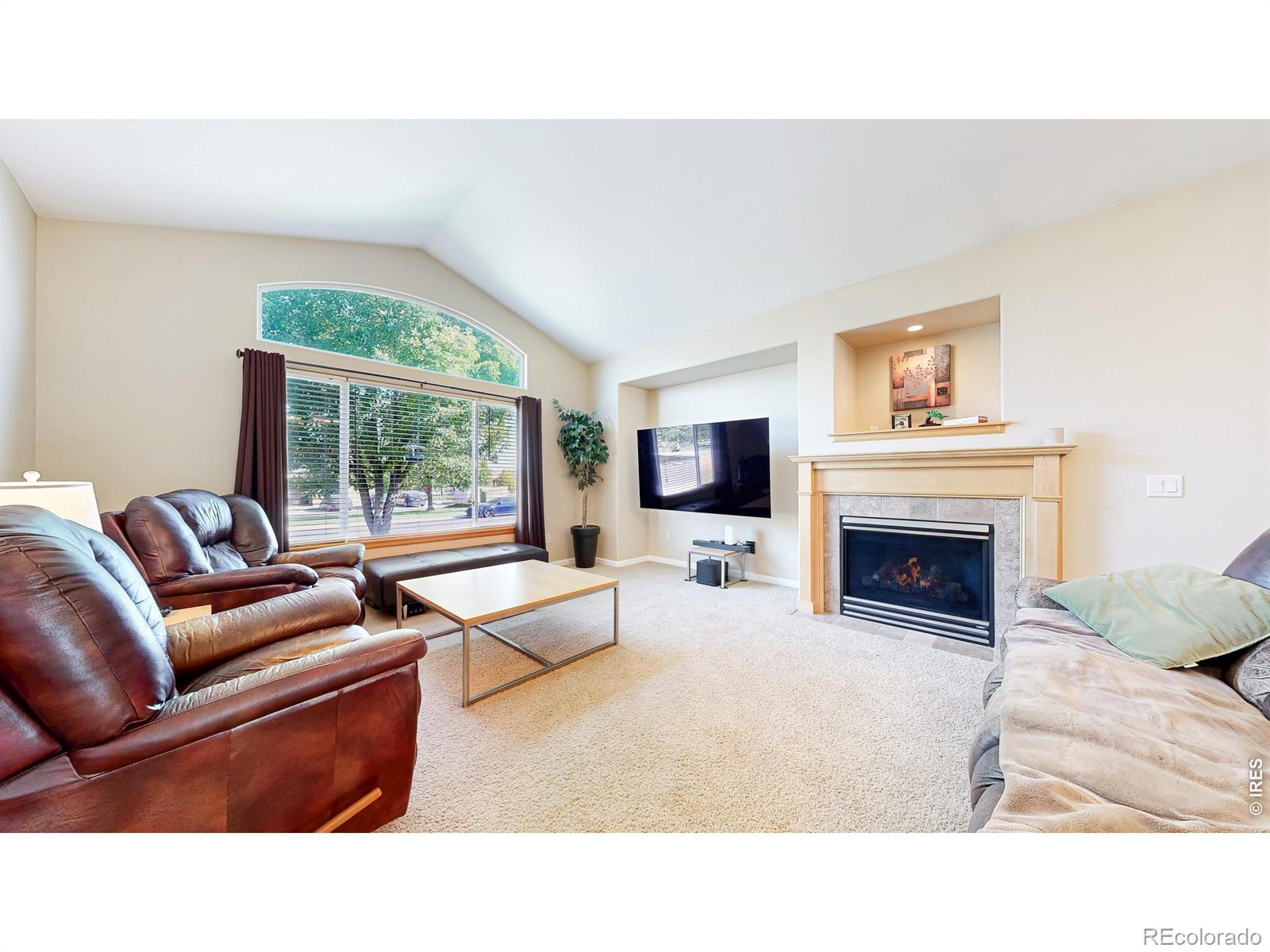 8294 Annapolis Drive
