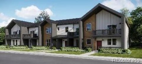 8919 Whiteclover Street Littleton CO 80125
