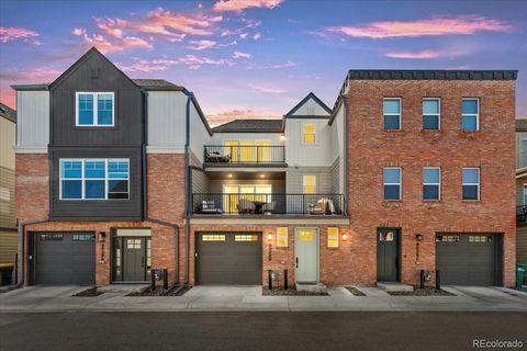 Photo of 8028 W 52nd Lane #B, Arvada, CO 80002 (MLS # 6202836)