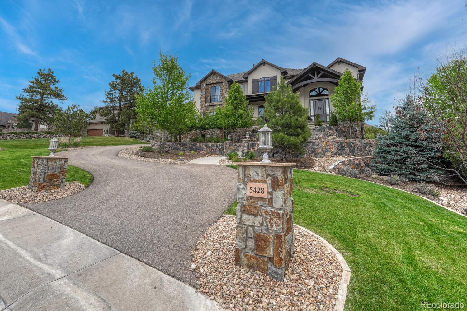 5428 Forest View Road