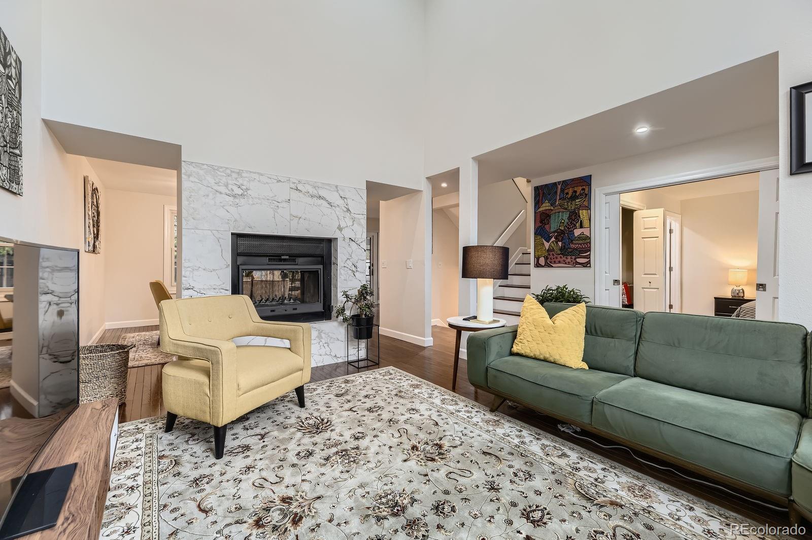 1600 S Quebec Way 8