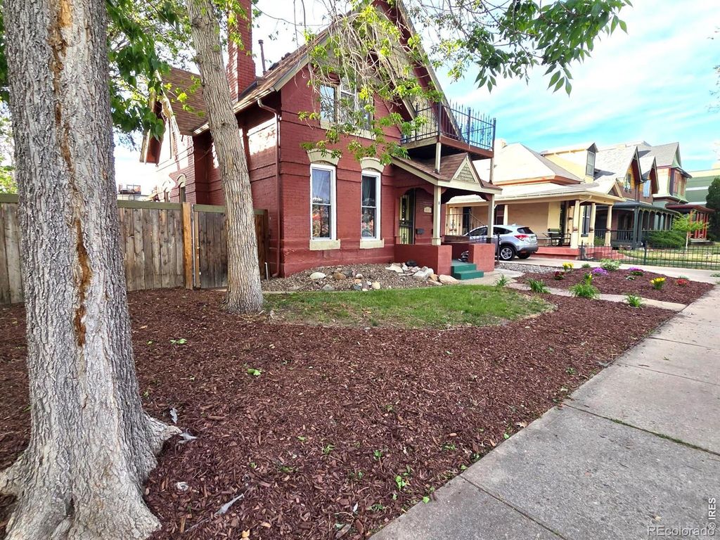 Photo of 2929 Curtis Street, Denver, CO 80205 (MLS # IR1057526)