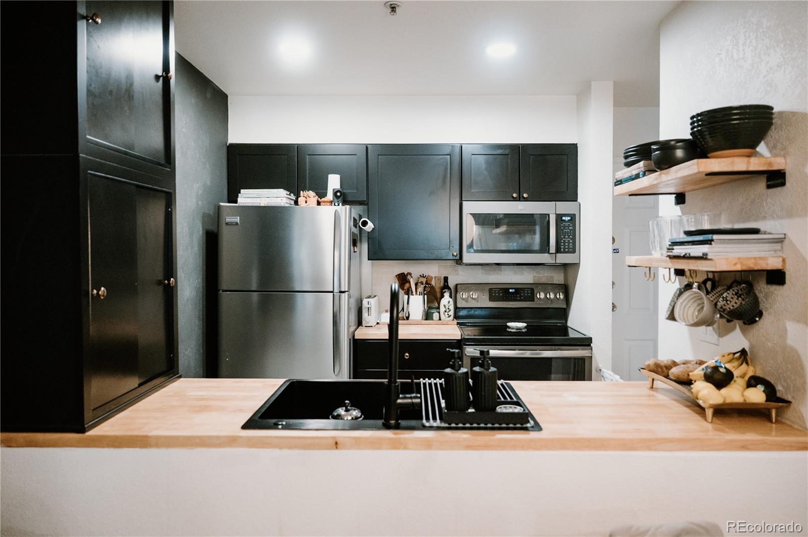 444 S Kittredge Street 100