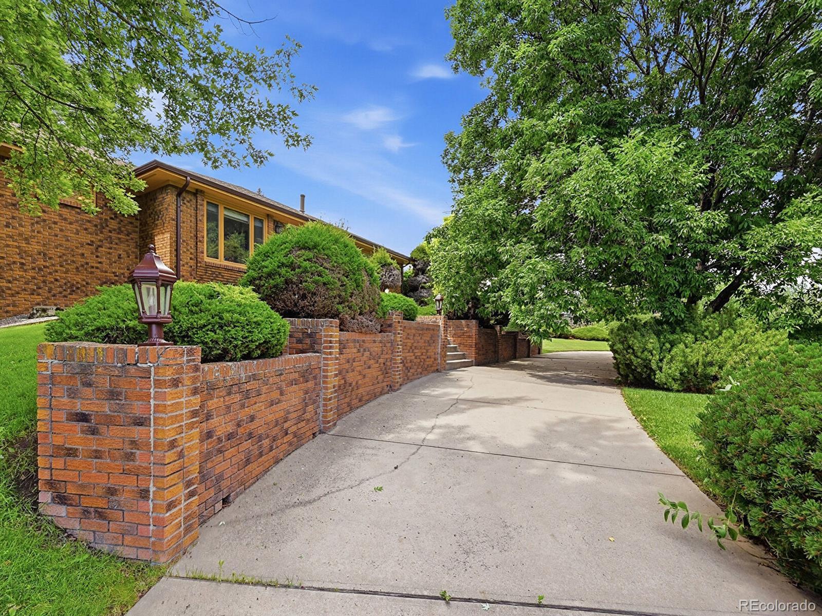 30 Dutch Creek Drive