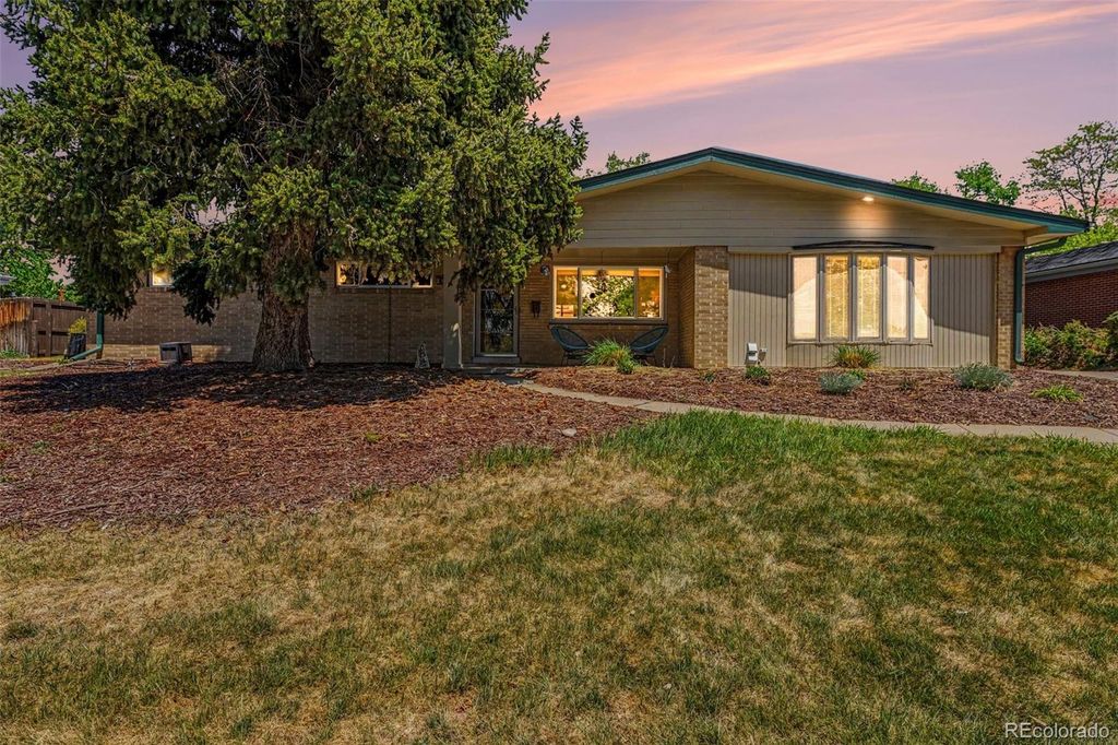 Photo of 10215 W 17th Place, Lakewood, CO 80215 (MLS # 4084172)