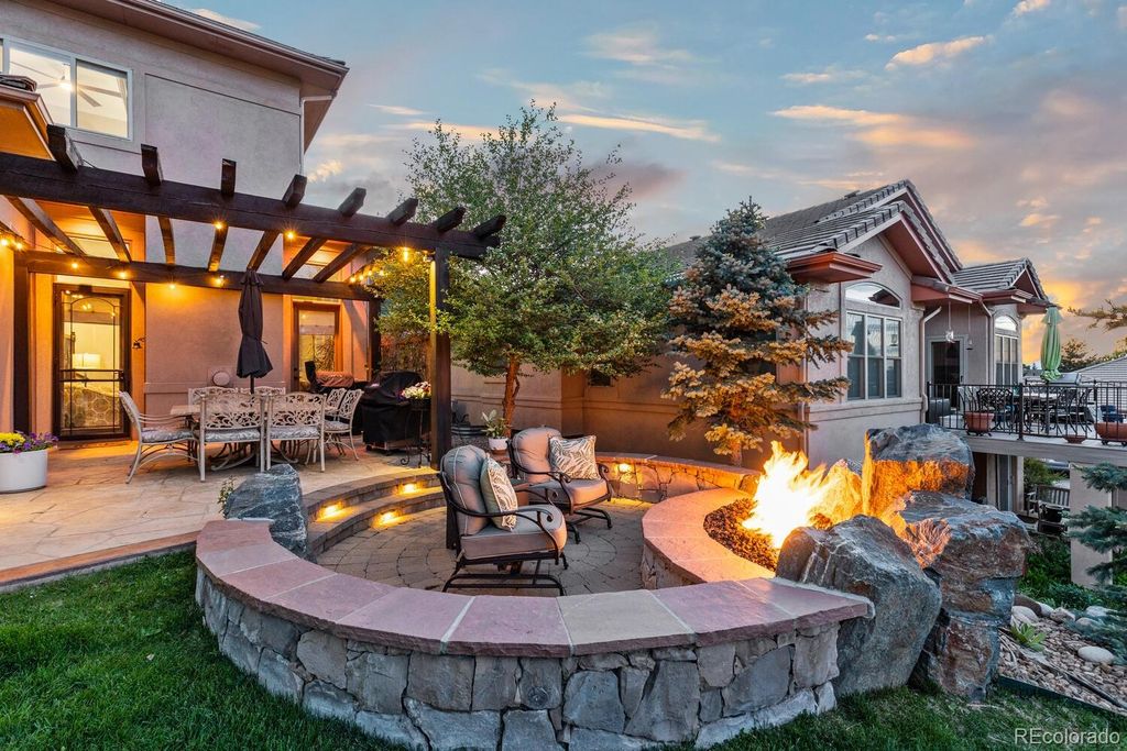 Photo of 6874 Raspberry Run, Littleton, CO 80125 (MLS # 6674082)