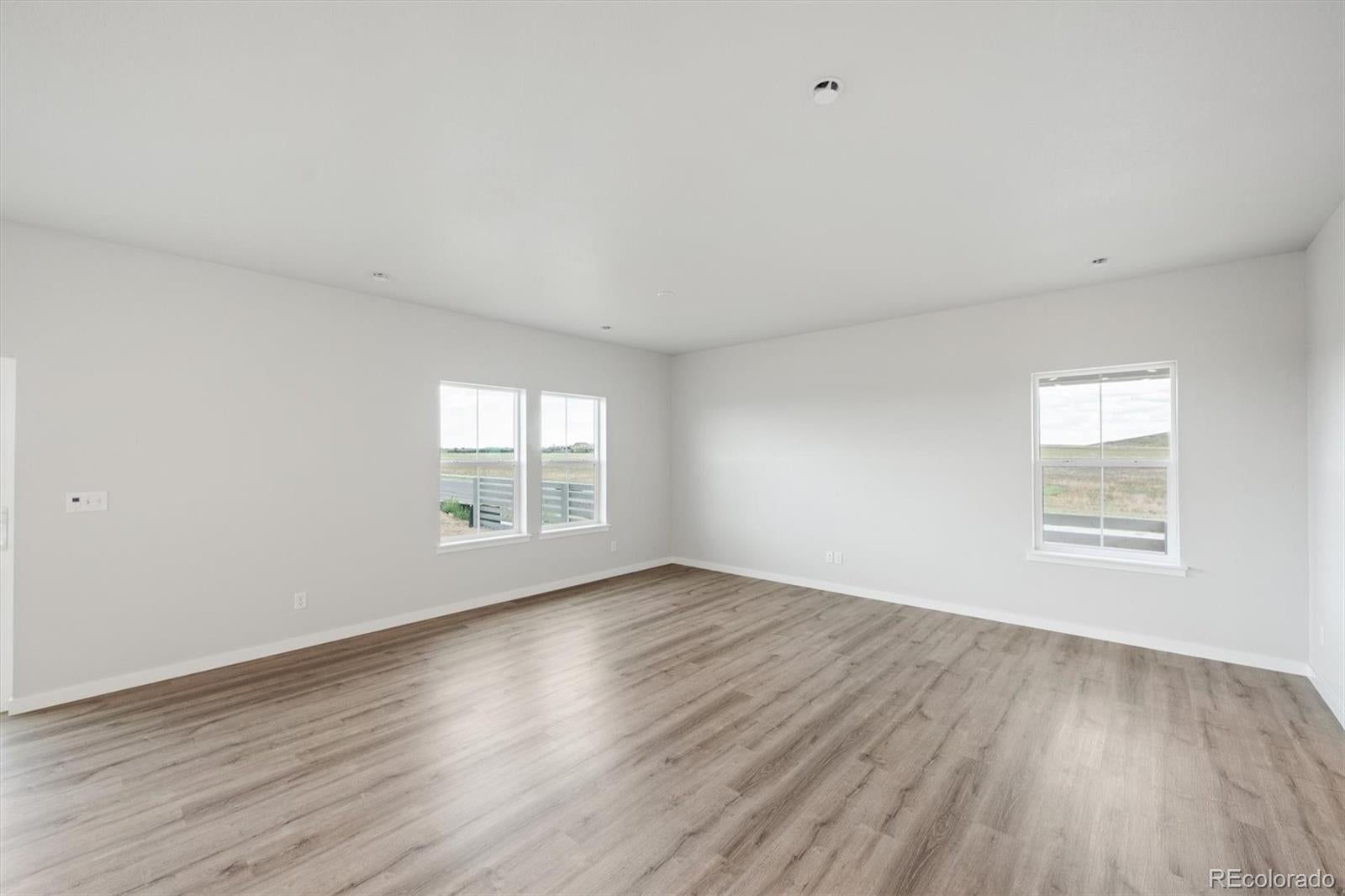 19054 E 93rd Drive, Commerce City, CO, 80022 3 19054 E 93rd Drive
