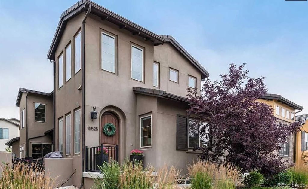 Photo of 15525 W La Salle Avenue, Lakewood, CO 80228 (MLS # 8152890)