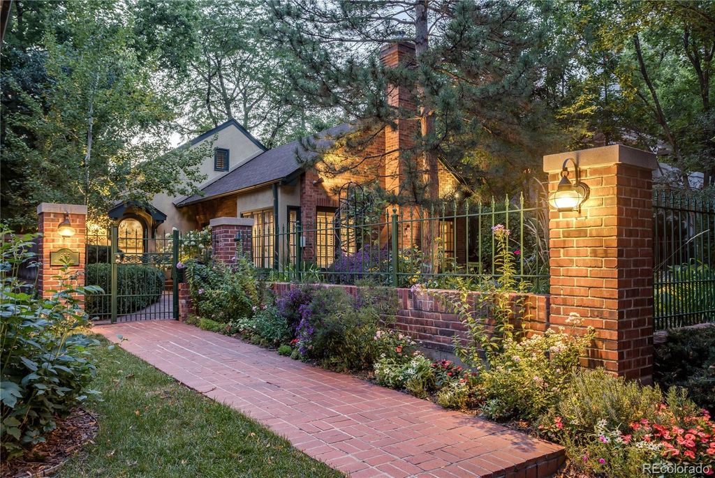 Photo of 675 N Marion Street, Denver, CO 80218 (MLS # 6604678)