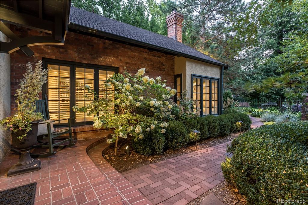 Photo of 675 N Marion Street, Denver, CO 80218 (MLS # 6604678)