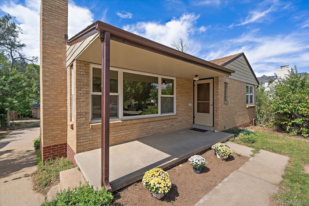 Photo of 3015 S Grant Street, Englewood, CO 80113 (MLS # 4090897)